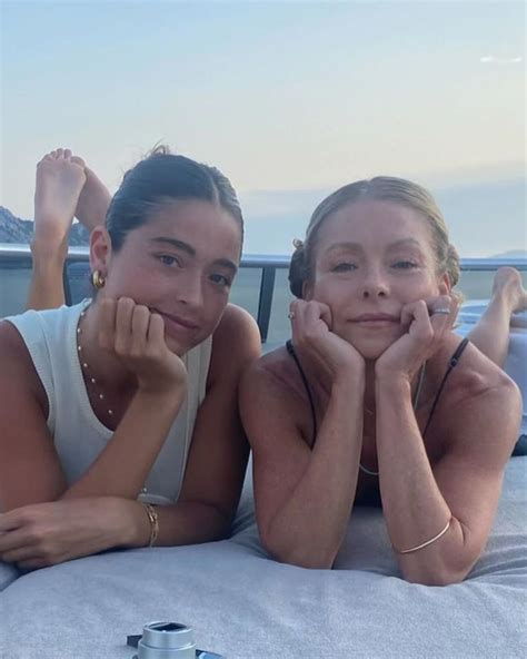 Kelly Ripa, 53, sunbathes with daughter Lola, 22